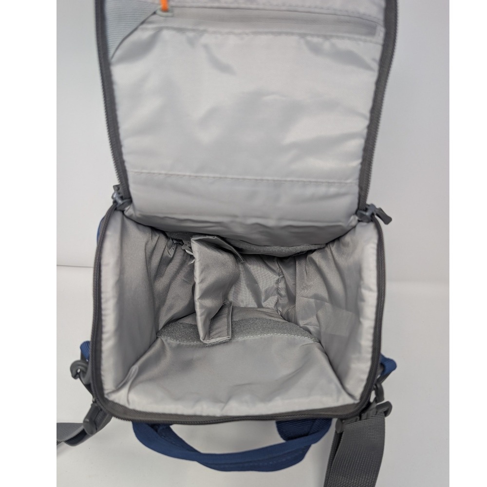Lowepro Toploader Zoom 55 AW II Camera Bag Blue with Rain Fly and Strap - Picture 6 of 16